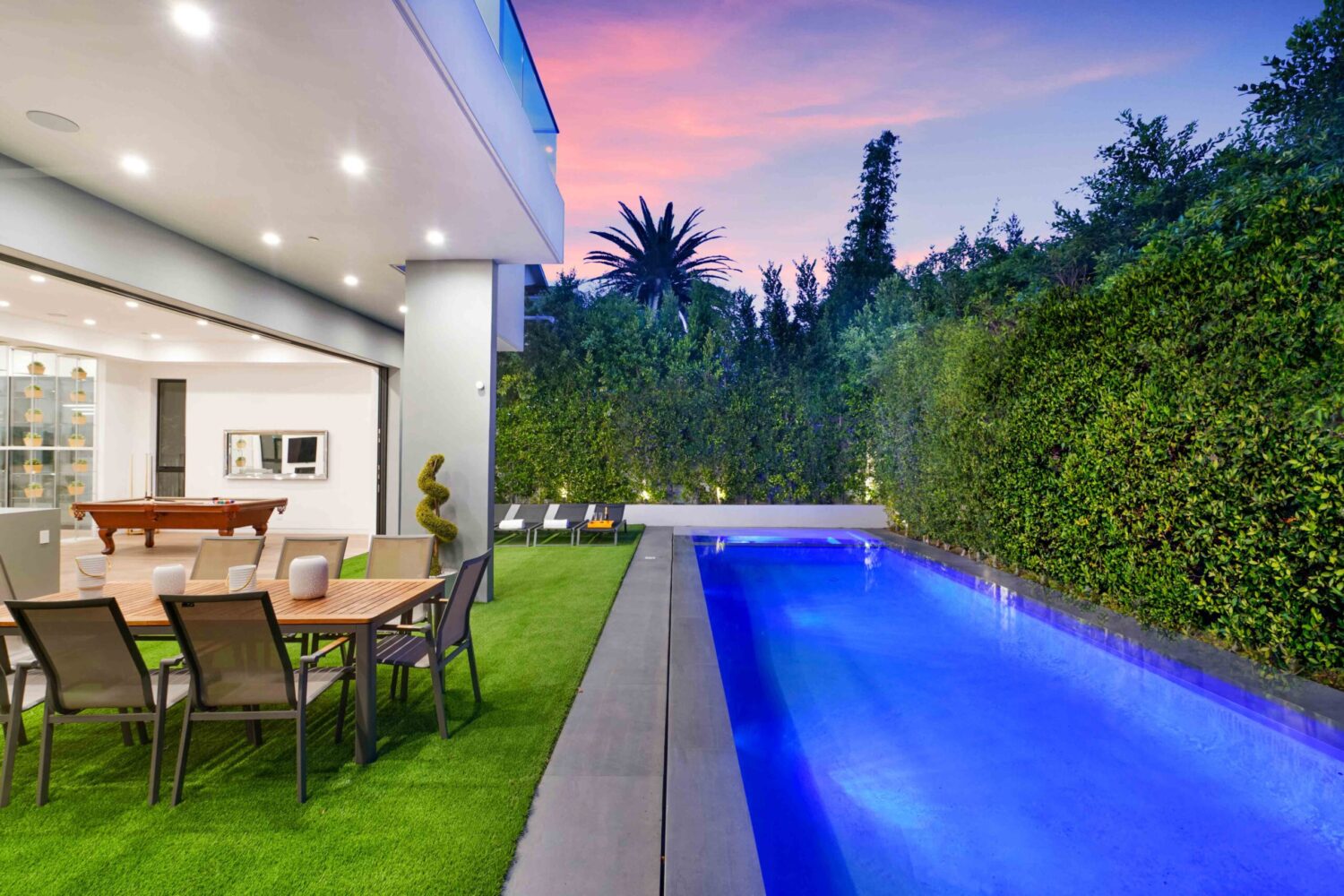 Villa Javu los angeles