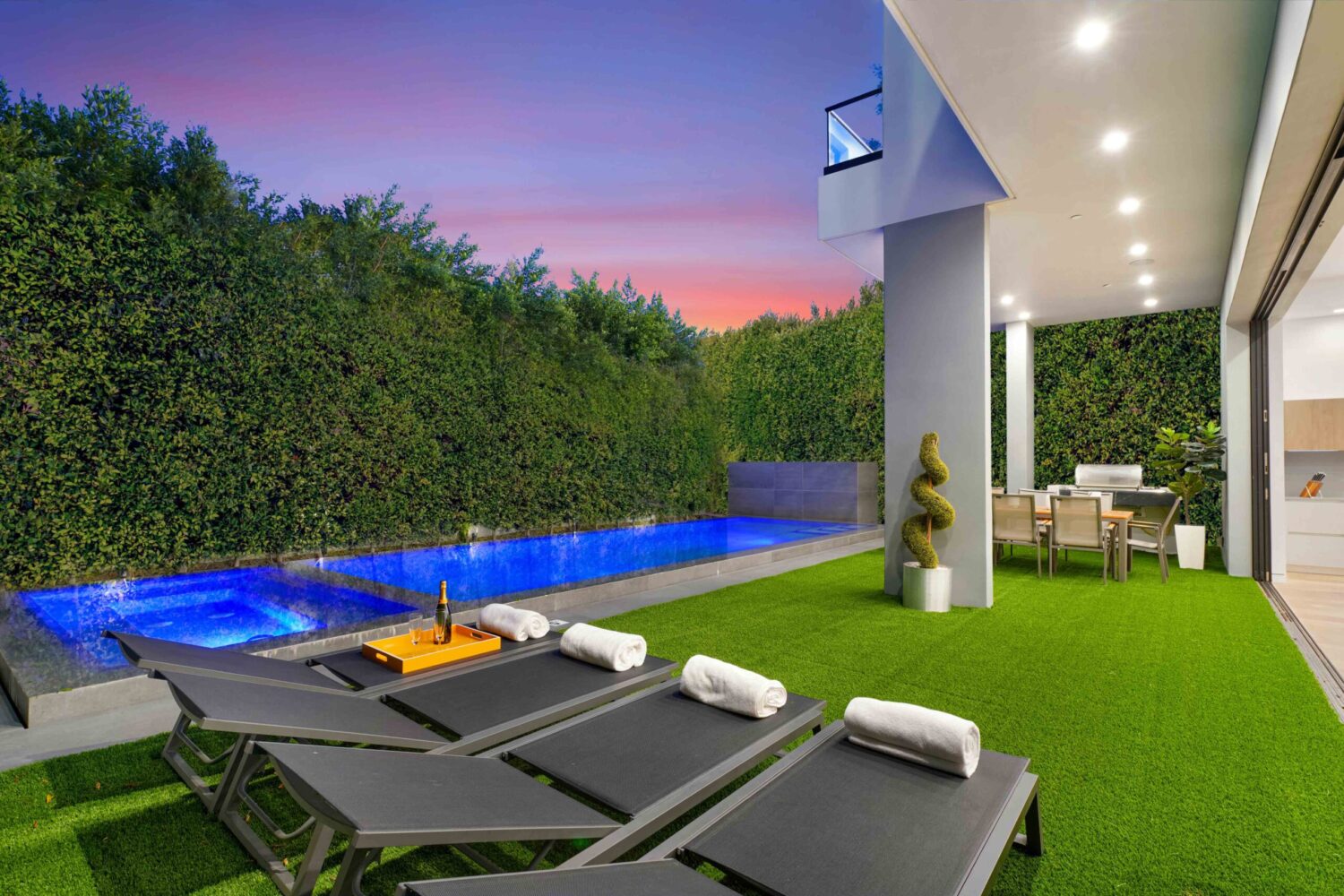 Villa Javu los angeles