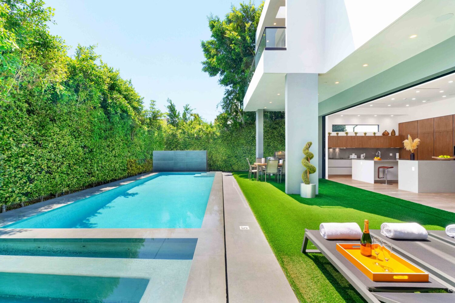 Villa Javu los angeles