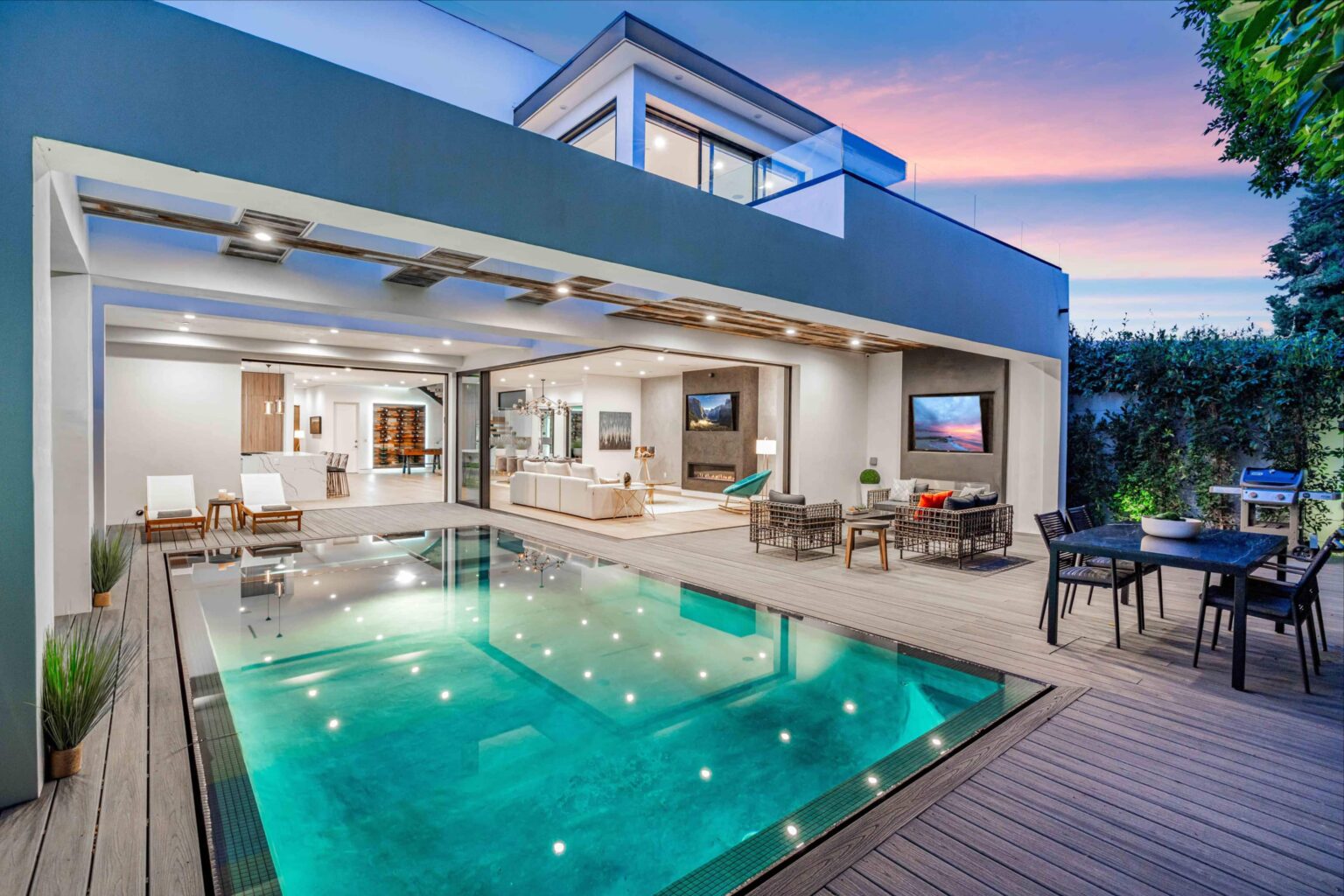 Los Angeles Luxury Vacation Rentals by LUXJB