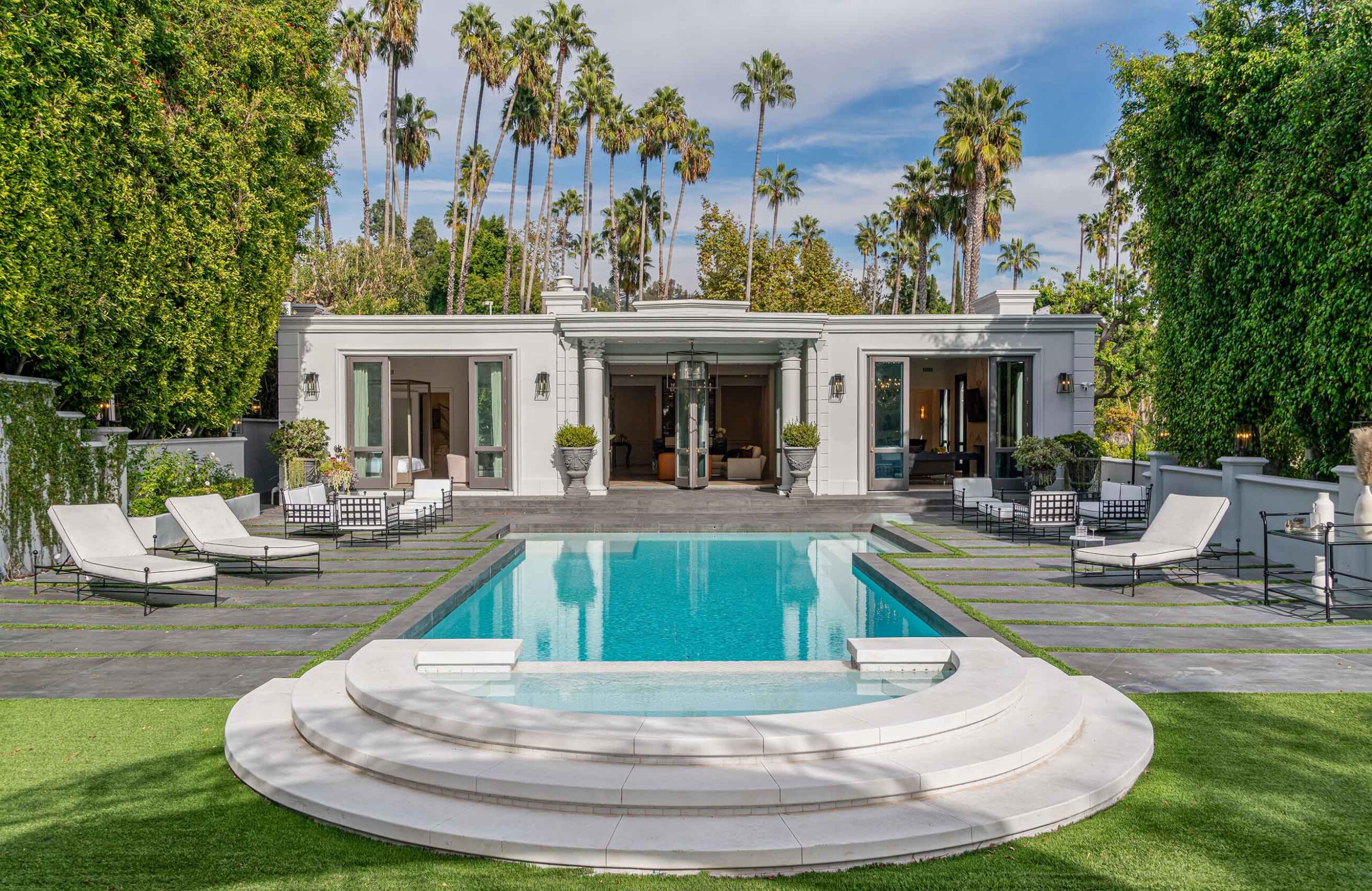 Los Angeles Mansions for Events, Filming & Photo Shoots