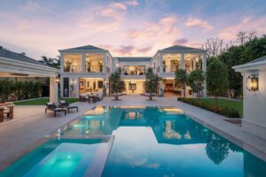 Best places to stay in California, Beverly Hills. Luxury Los angeles getaways and mansion rentals. Mansions for rent in LA. 5 to 8 bedroom luxury home rentals by owners. Top 5 luxury escapes California. Coolest Airbnbs In Los Angeles. Los Angeles Vacation Rentals by Luxjb.