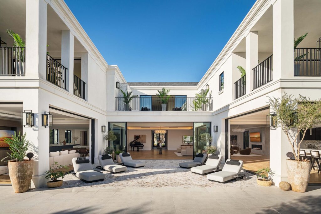 Best places to stay in California, Beverly Hills. Luxury Los angeles getaways and mansion rentals. Mansions for rent in LA. 5 to 8 bedroom luxury home rentals by owners. Top 5 luxury escapes California. Coolest Airbnbs In Los Angeles. Los Angeles Vacation Rentals by Luxjb.
