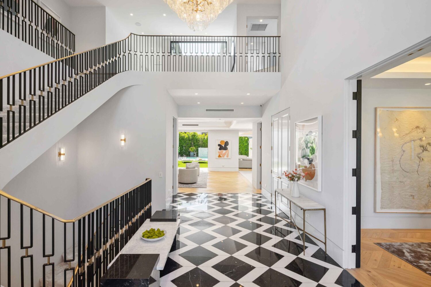 Villa Mandarin By Luxjb. Luxury mansion rental in Beverly Hills.