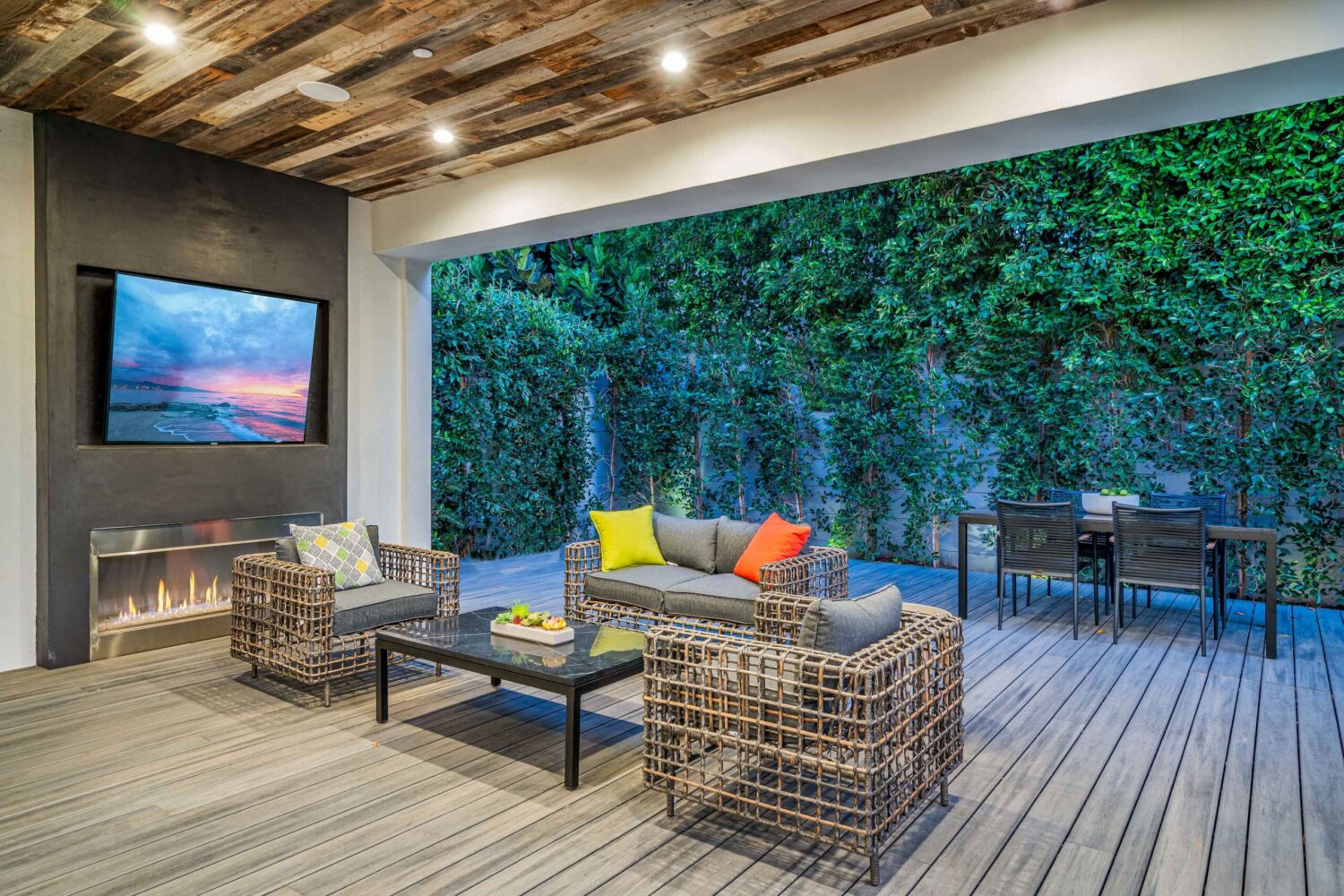 Villa Fendi by LuxJB. Top-rated vacation rental in Los Angeles by luxury travelers.
