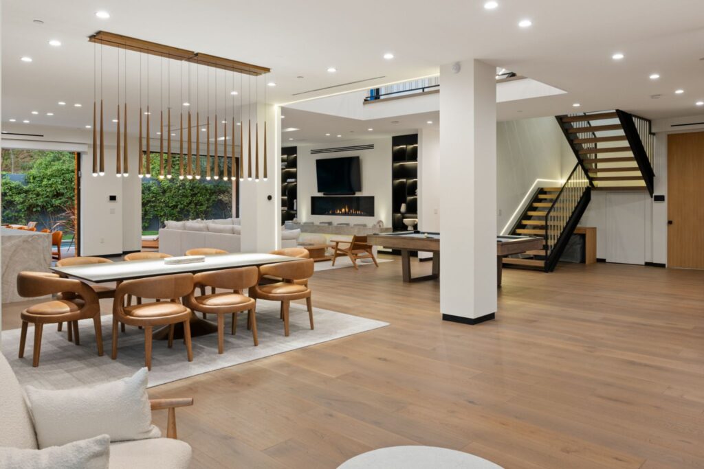 Luxury Hollywood Hills Vacation Rental with views. Villa Alfi by LuxJB.