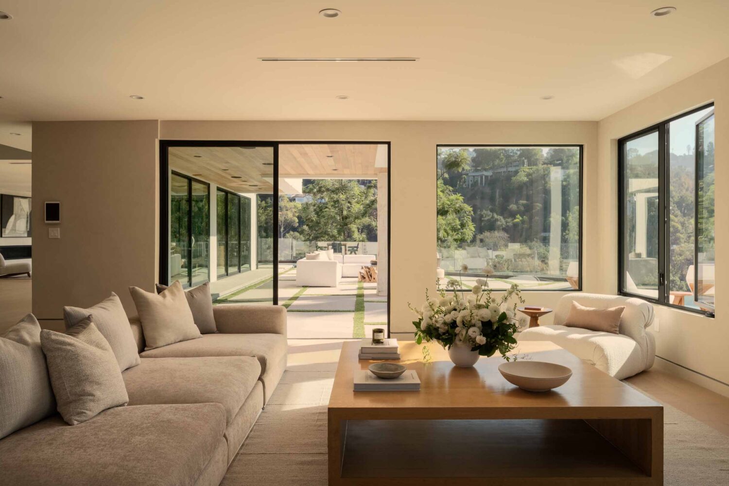 Villa Ginaby LuxJB: Hollywood Hills. Steps from Sunset Plaza.