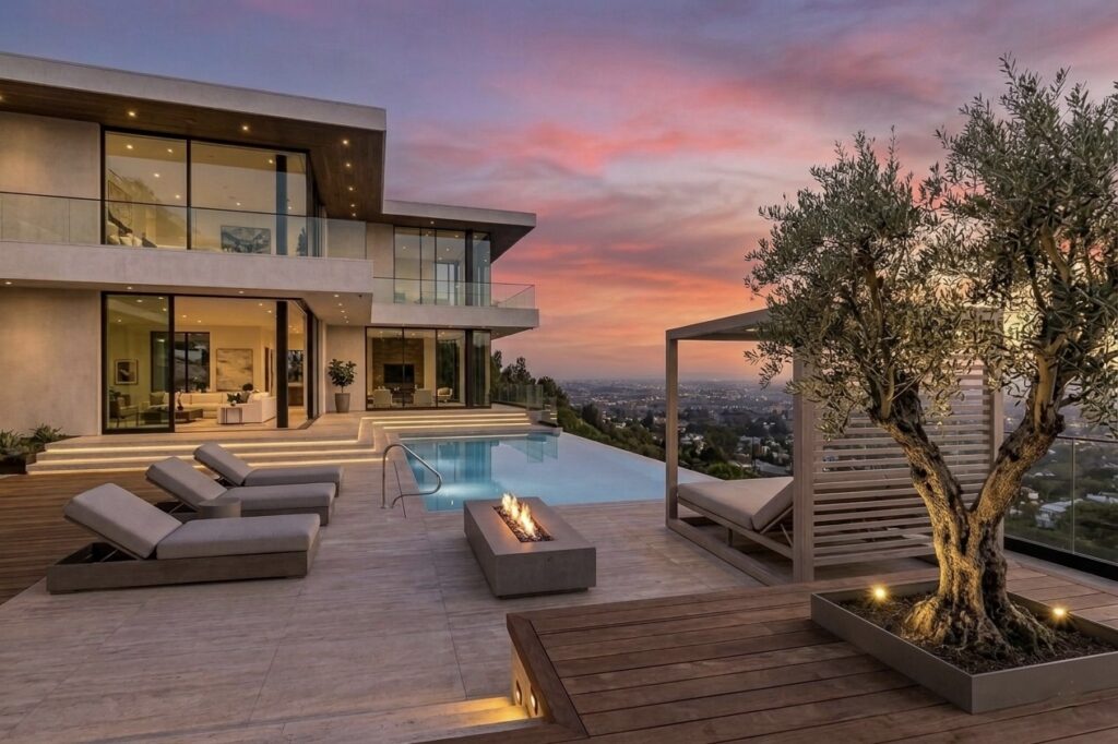 Villa Lisa by LuxJB | One & Only 10 Bedroom Mansion Rental in LA.
